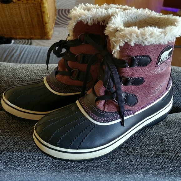 Sorel Tivoli Waterproof Purple Black Winter Boots Size 7.5 - Picture 3 of 15